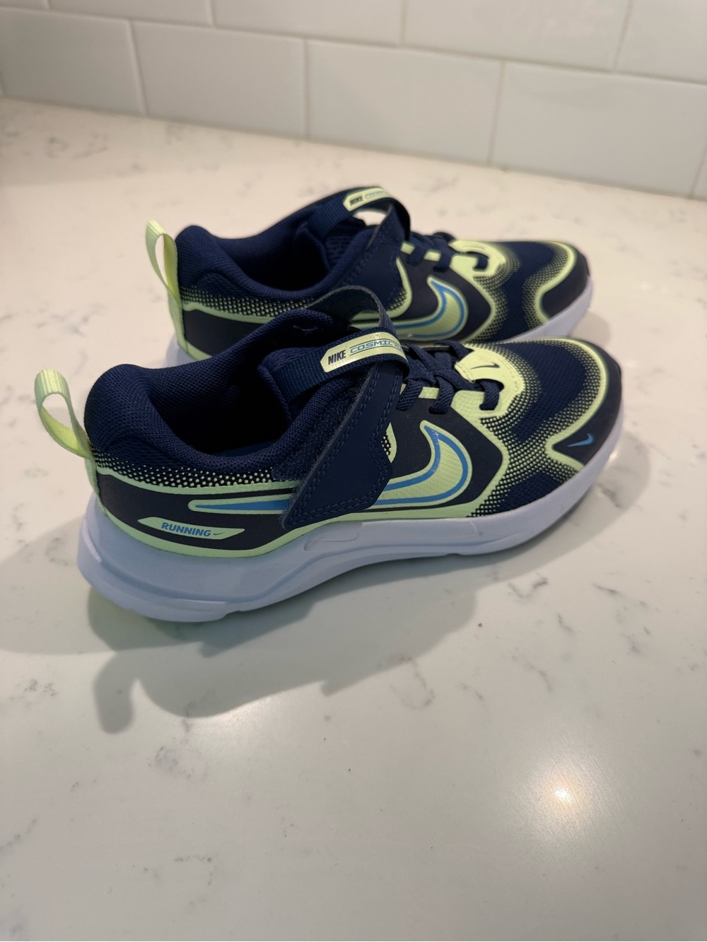 Nike Cosmic Runner Kids - worn once